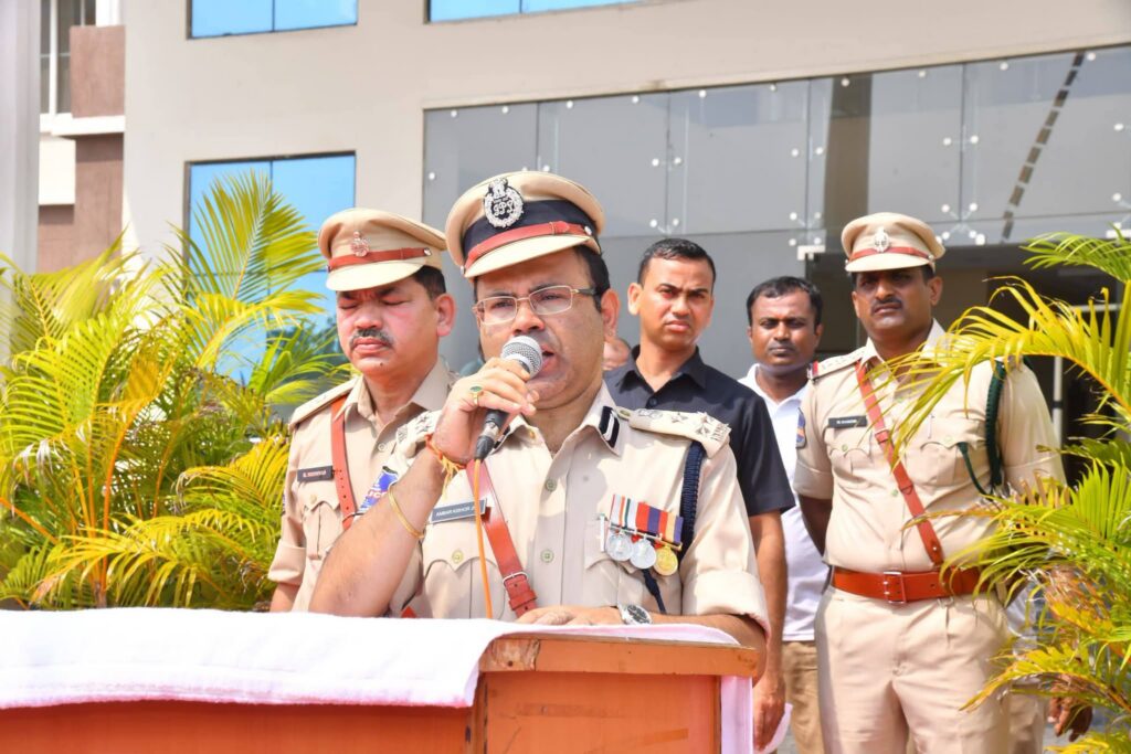 రామగుండం పోలీస్ కమిషనరేట్ కార్యాలయంలో ఘనంగా ప్రజాపాలన దినోత్సవ వేడుకలు