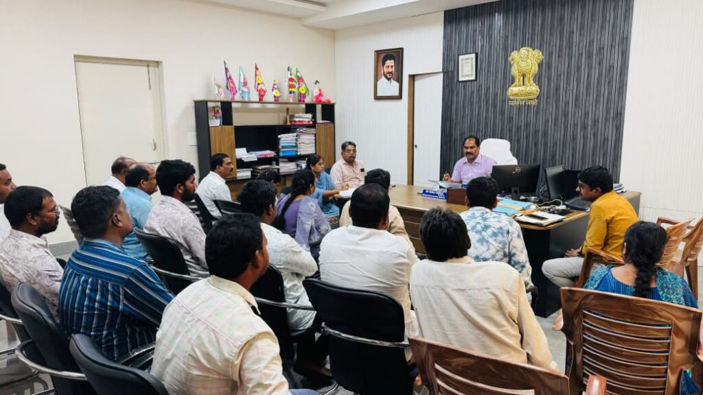 ఎం.ఎల్.ఎస్. పాయింట్ల వద్ద నిల్వల పంపిణీని సకాలంలో పూర్తి చేయాలి