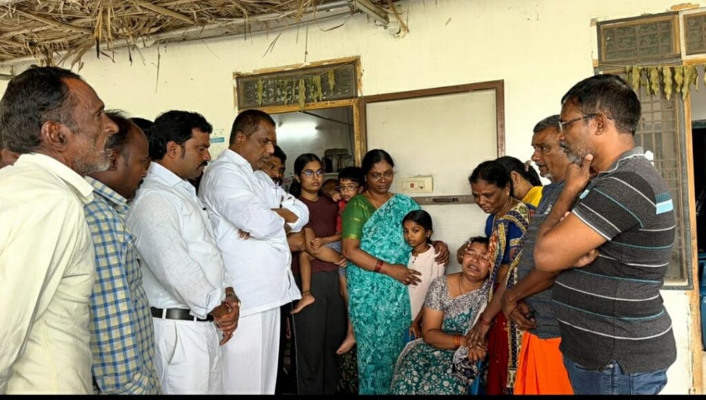 మానవత్వం చాటుకున్న మంత్రి అడ్లూరి