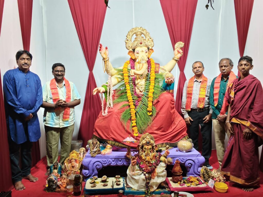 రామన్నపేటలో ఘనంగా శ్రీ సిద్ధి వినాయక నవరాత్రి ఉత్సవాలు