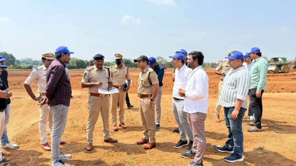 కేంద్ర హోంమంత్రి అమిత్‌ షా పర్యటన – బ్రాహ్మణపల్లిలో కట్టుదిట్టమైన భద్రతా ఏర్పాట్లు పరిశీలించిన అదనపు ఎస్పీ విక్రాంత్‌ కుమార్‌ సింగ్‌, IPS .