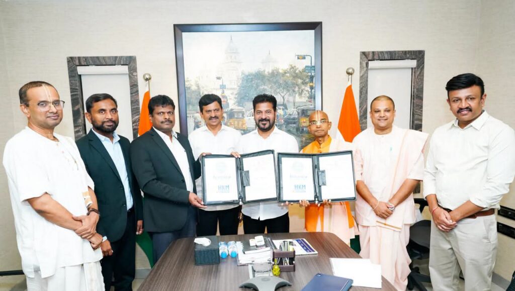 ప్రభుత్వ పాఠశాలల్లో విద్యార్థులకు బ్రేక్‌ఫాస్ట్ పథకం అమలు చేయడానికి ముఖ్యమంత్రి శ్రీ ఎ. రేవంత్ రెడ్డి గారి సమక్షంలో ఒప్పందం చేసుకున్న జున్నా సోలార్ సిస్టమ్స్, చైన్ ల్యాబ్స్ ఇండియా సంస్థలు హరేకృష్ణ ఫౌండేషన్