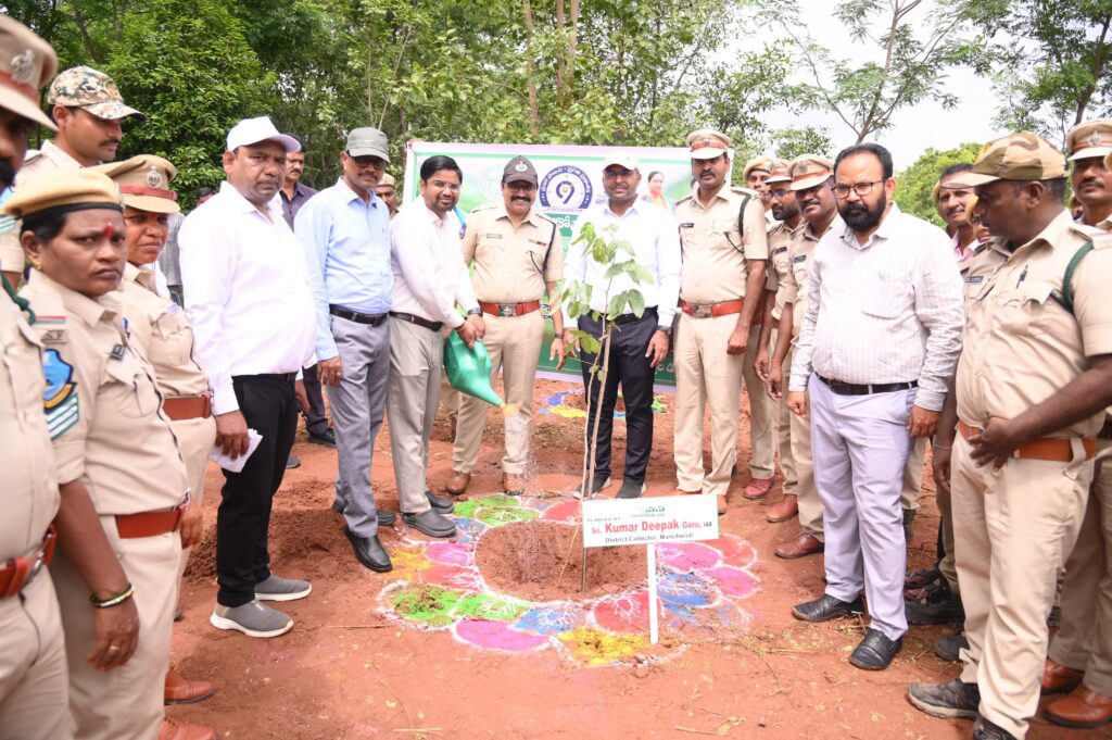 పచ్చదనాన్ని కాపాడటం ద్వారా సమతుల్య వాతావరణం..జిల్లా కలెక్టర్ కుమార్ దీపక్