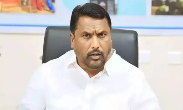 జీవన్ రెడ్డి వ్యాఖ్యలపై మంత్రి అడ్లూరి లక్ష్మణ్ కుమార్ ఘాటు స్పందన